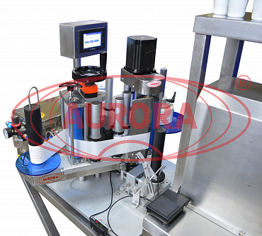 Полуавтоматический этикетировщик с датировщиком на тубы АЭ-7